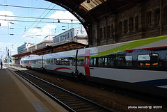 TGV au  quai 1