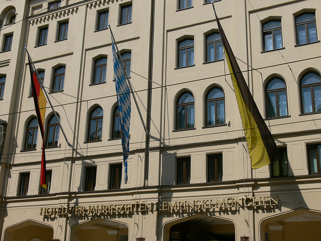 München - Hotel Vier-Jahreszeiten