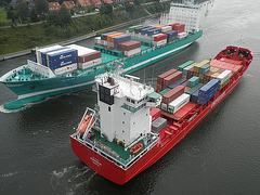 Containerschiff-treffen