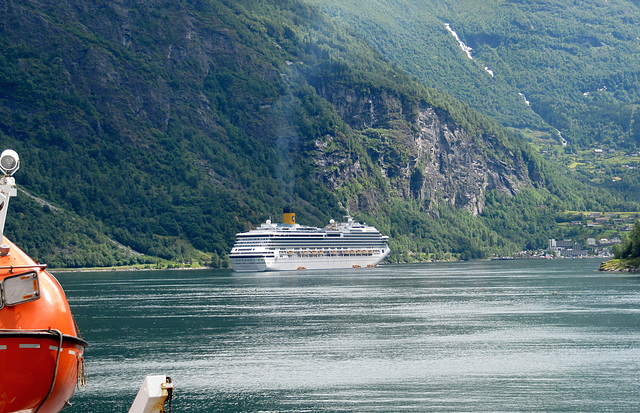 Geirangerford mit Besuchern