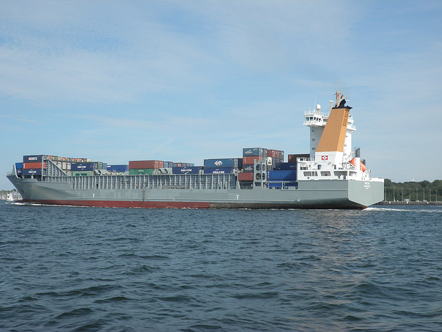 Feeder-Containerschiff  THETIS