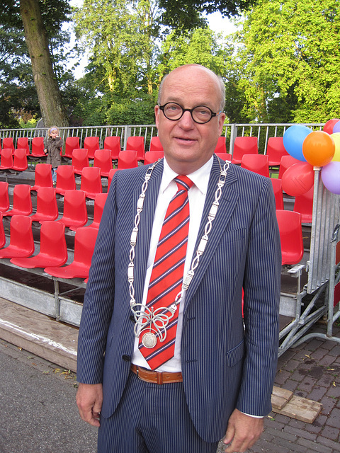 Lingewaard: burgemeester langs de route