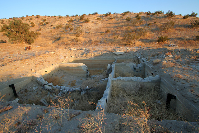 Cloverleaf Water Park septic tank (0320)