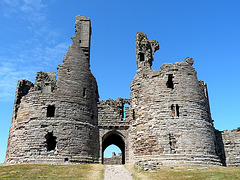 Dunstanburgh Castle Entrance