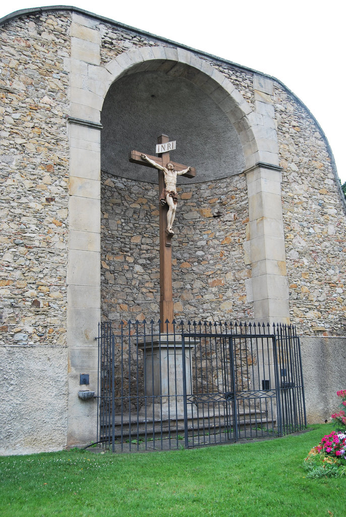 Limoux  à l'entrée du cimetière