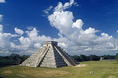 templo de Kukulkan en Chichen-Itza, Meksiko