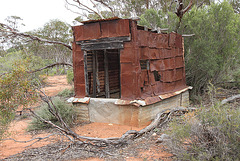 Hut in the mallee