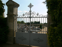 Friedhof Aschères-le-Marché