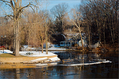 The Cottage Across from Island Park
