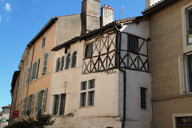 La maison penchée - Cluny