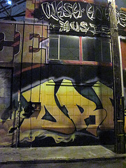 Alley Graffiti (0554)
