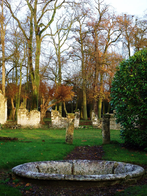 RUINES