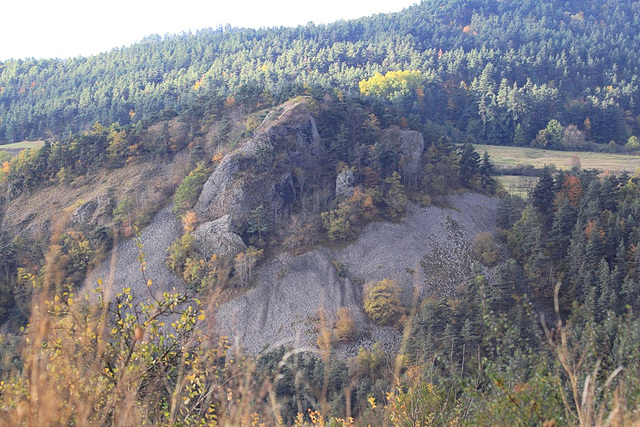 Neck de phonolite - volcanisme ancien