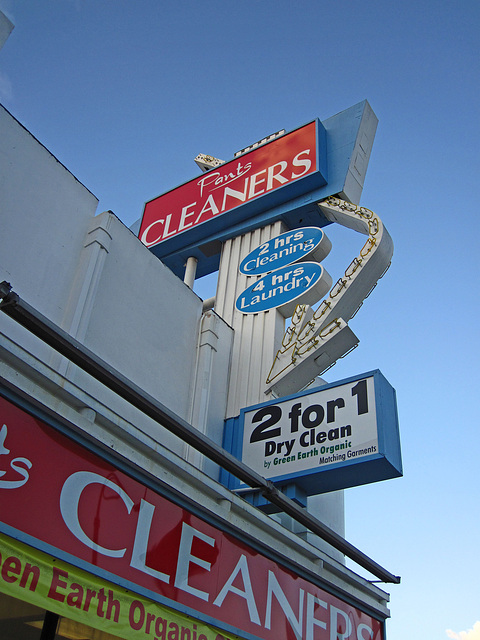 Great L.A. Walk (1596) Pants Cleaners