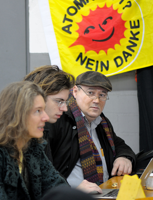 Dannenberg - Mahnwachencamp der AntiAtomPiraten - Fraktionssitzung der Berliner Piraten - 111127 1206 DSC0199