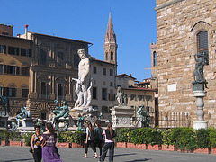 Piazza della Signoria (kun statuaro de Neptuno)