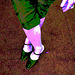 La sexy Dame Martine en talons hauts sur le vert / Sexy Lady Martine in high heels on the grass  - Recadrage postérisé.