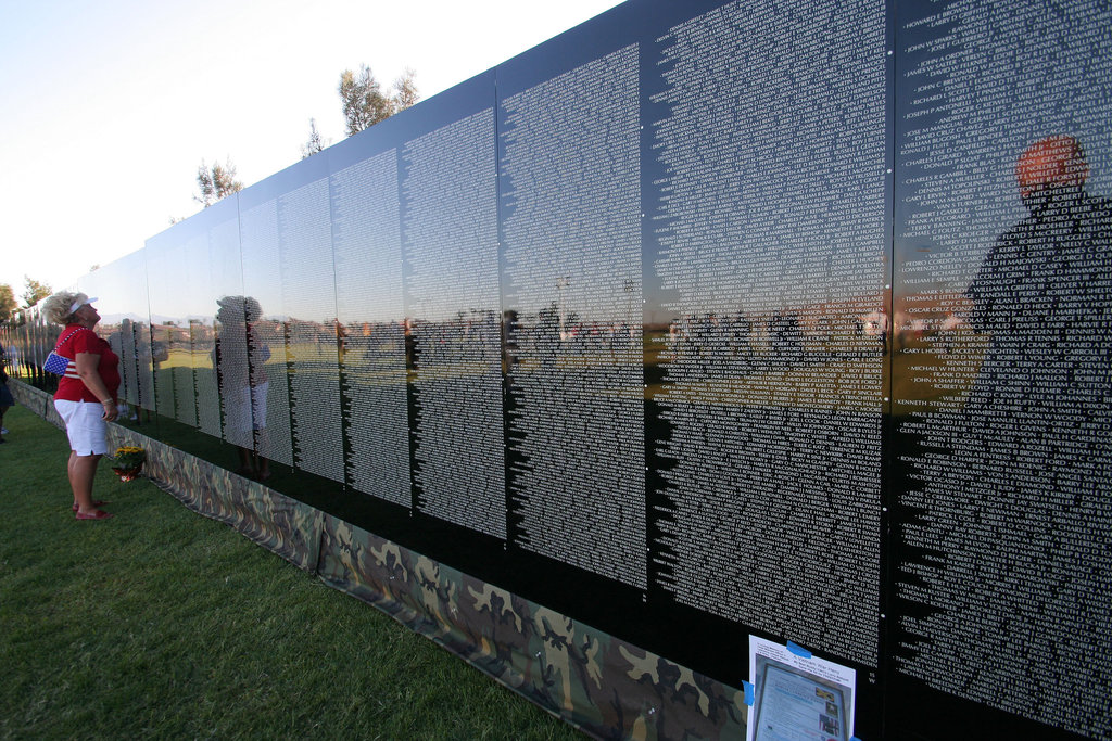 Vietnam Memorial Moving Wall (1492)