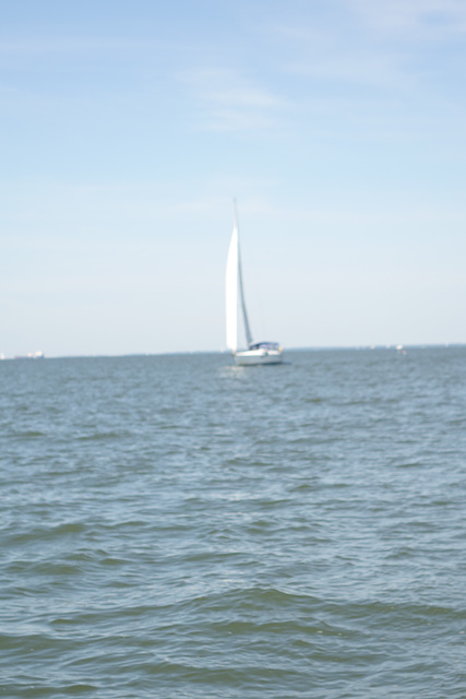 sailing 090
