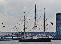 s.v. tenacious on the thames