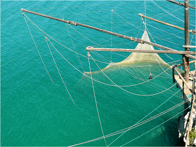 les rets du pêcheur de "trabucco" : comme un chef d'orchestre