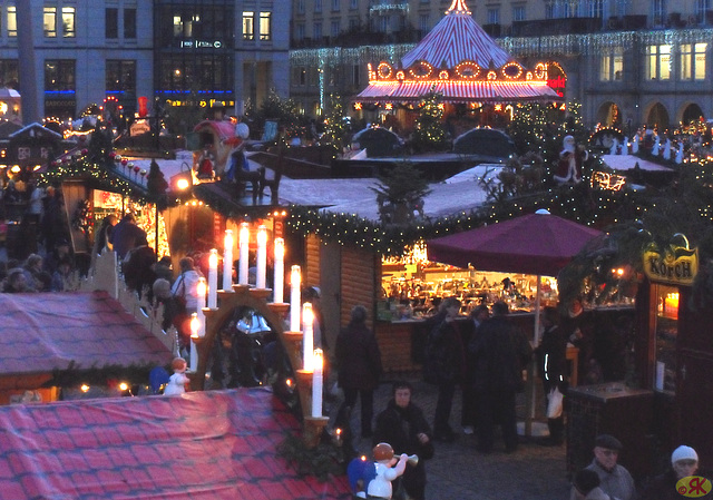 2011-12-15 19 Striezelmarkt