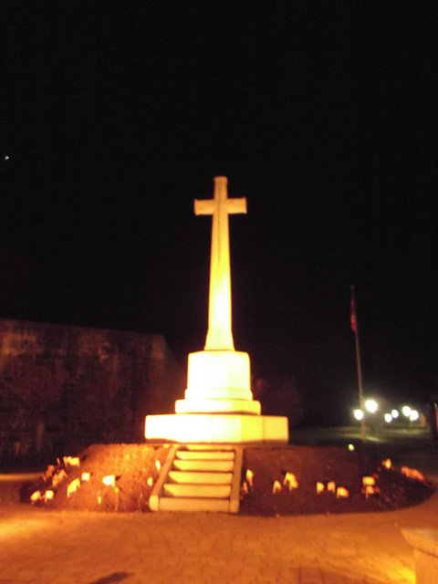 Croix illuminée / Oсвещенный крест / Illuminated cross