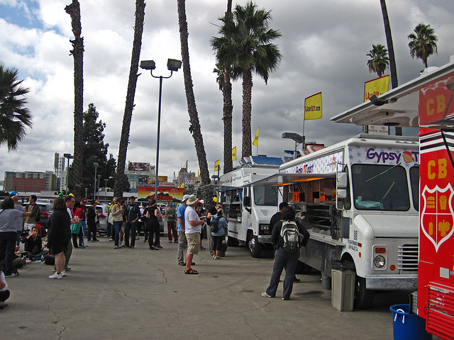 Great L.A. Walk (1222) Food Trucks