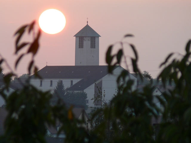 die Sonne sinkt nieder