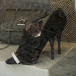 Les talons hauts d'Eve.....Lyne's high heels