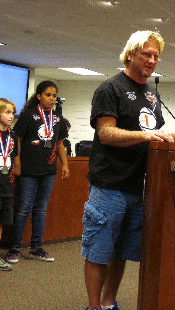 World Tetherball Champions (0806)
