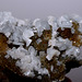 association - Baryte bleue , dolomite blanche , calcite rose, fluorite miel