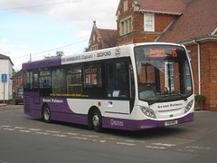 DSCN8878 Grant Palmer YX11 HPU in Harrold - 17 Sep 2012