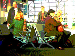 Mature trio / 3 Dames matures - Brussels airport -  October 19th 2008  - Postérisation