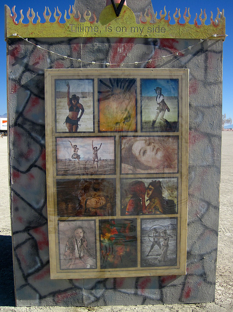 Art on 5 O'Clock Pylon (0267)