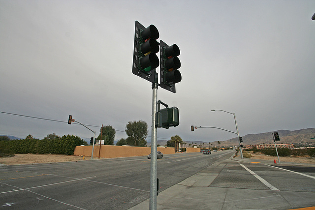 Camino Campañero Traffic Lights (1602)