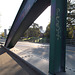 Pont graffitien dans l'ombre / Graffitis bridge in the shadow