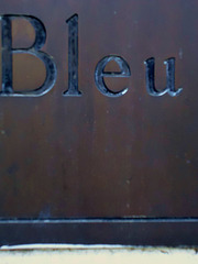 BLEU