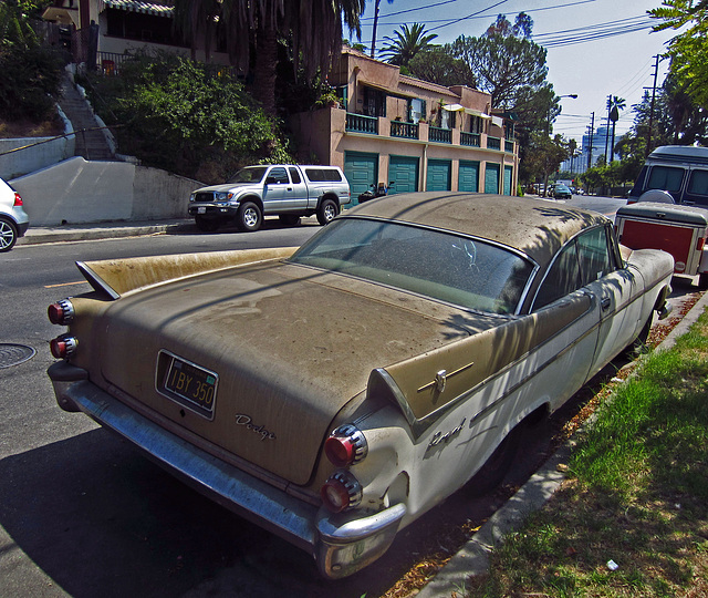 Dodge On Echo Park Avenue (0423)