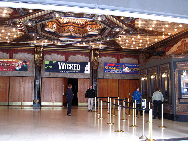 Great L.A. Walk (1264) Pantages