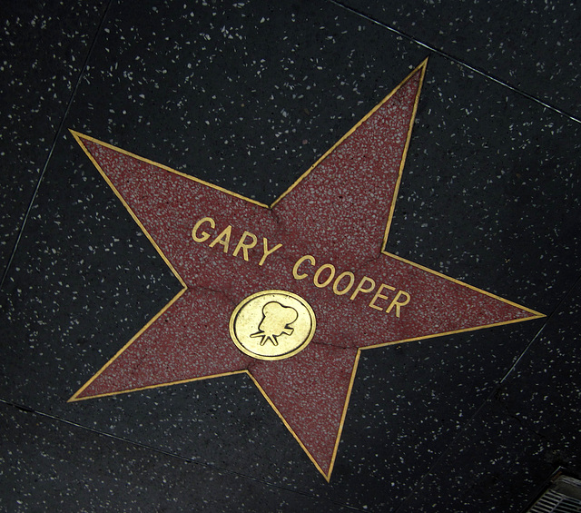 Great L.A. Walk (1266) Gary Cooper