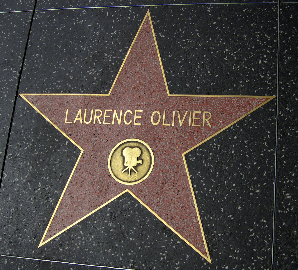 Great L.A. Walk (1287) Laurence Olivier