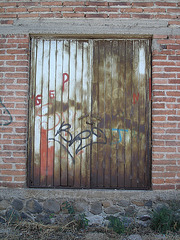 Rust and graffitis / Rouille et graffitis - 22 mars 2011