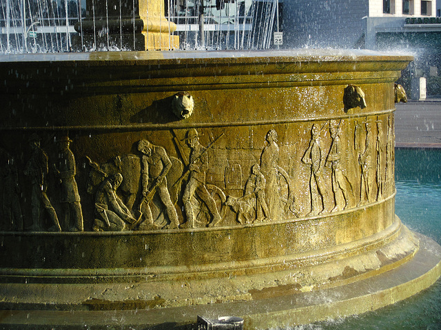 Great L.A. Walk (1544) Electric Fountain