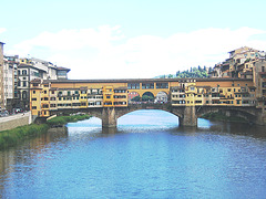 Ponte Vecchio - Malnova ponto en Florenco sur la rivero Arno