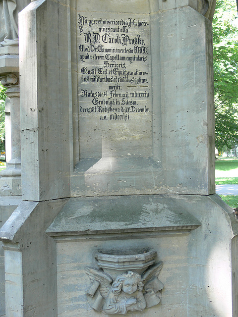 Grabdenkmal am Peterskircherl in Regensburg