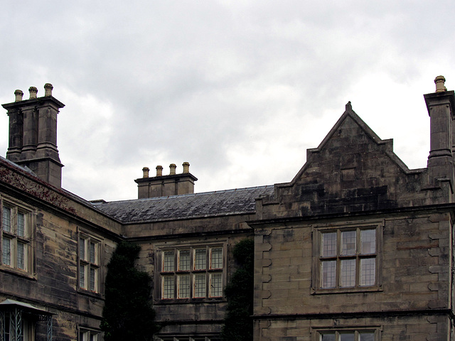 Muckross House