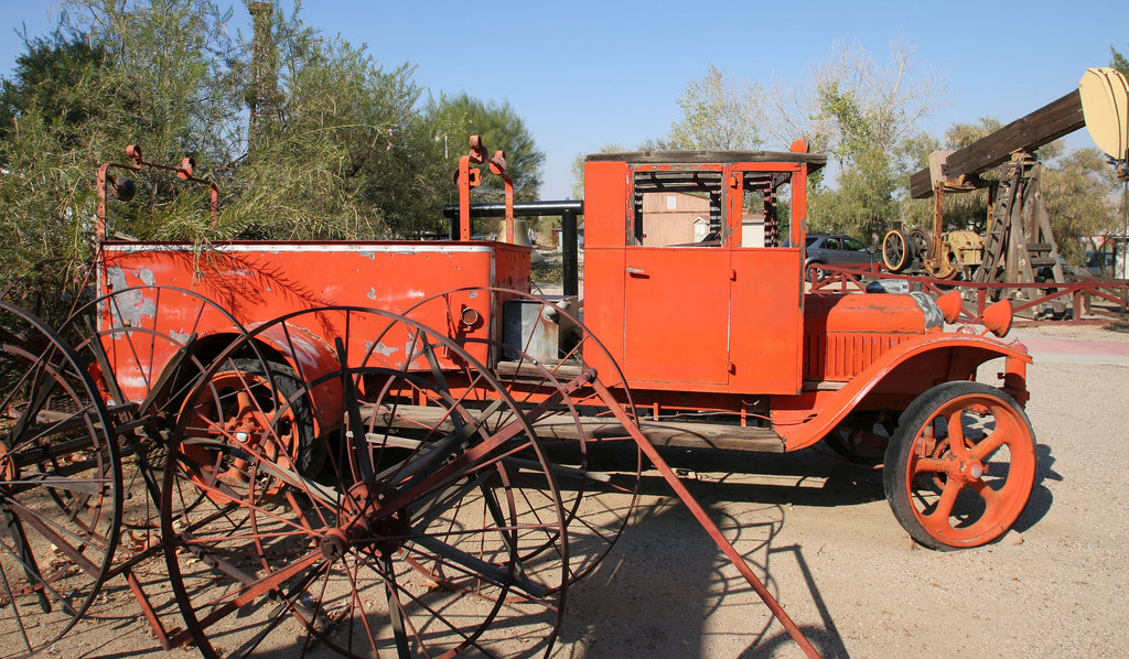 West Kern Oil Museum (1394)