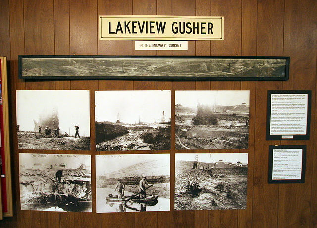 West Kern Oil Museum - Lakeview Gusher (1413)