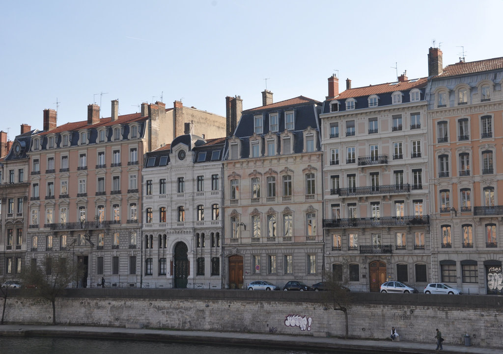 LYON